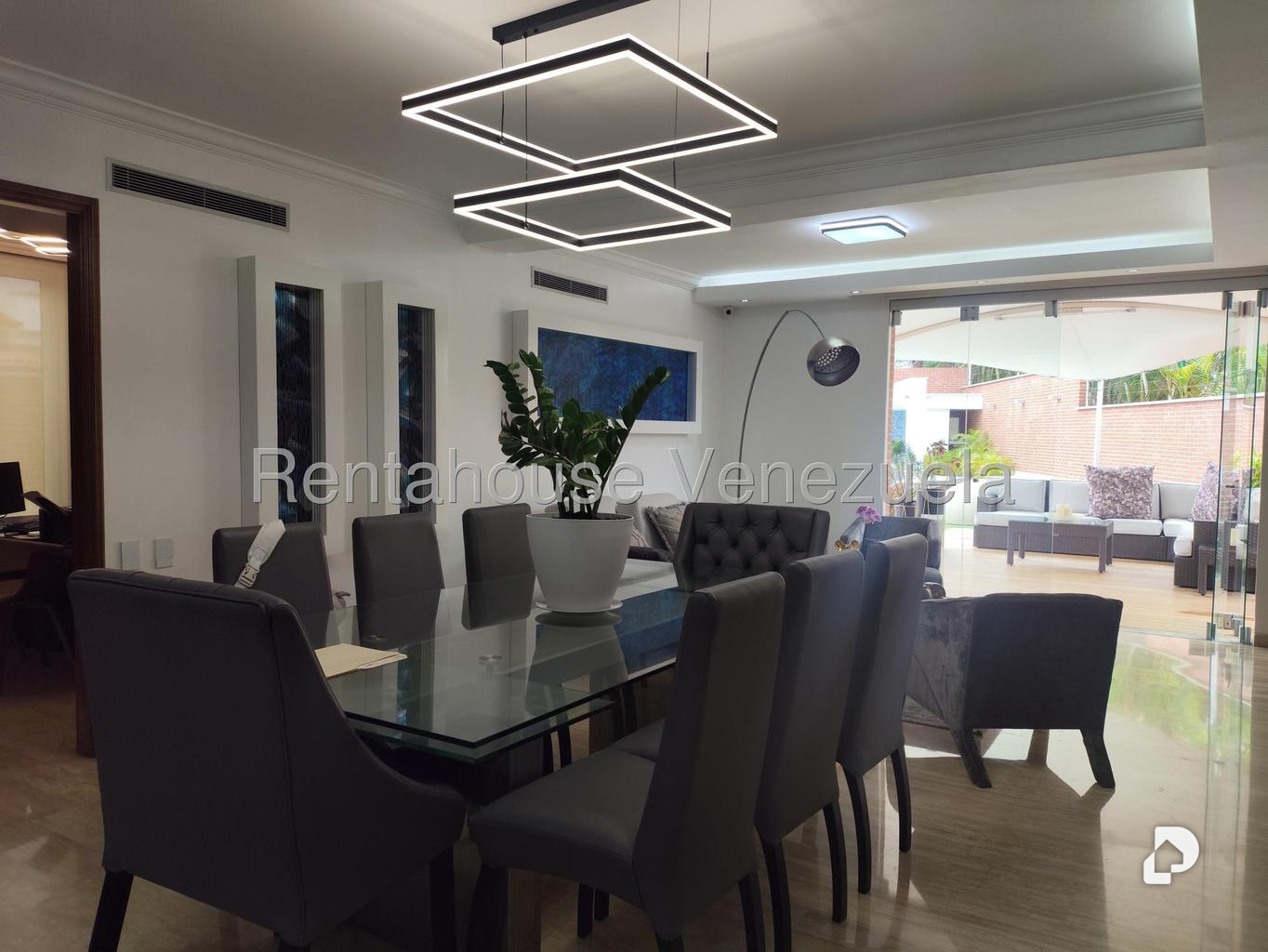 House in Lomas de La Lagunita, Caracas – 42