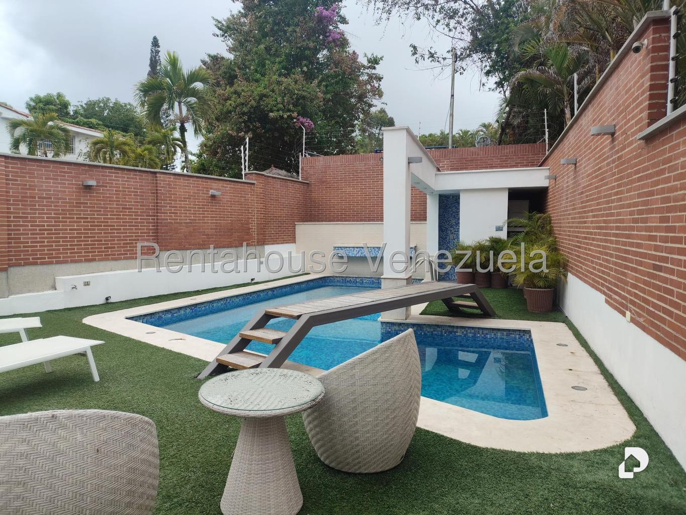 House in Lomas de La Lagunita, Caracas – 8