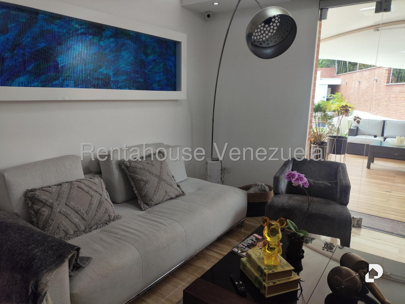 House in Lomas de La Lagunita, Caracas – 38
