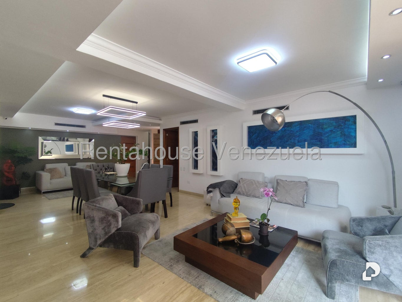 House in Lomas de La Lagunita, Caracas – 13
