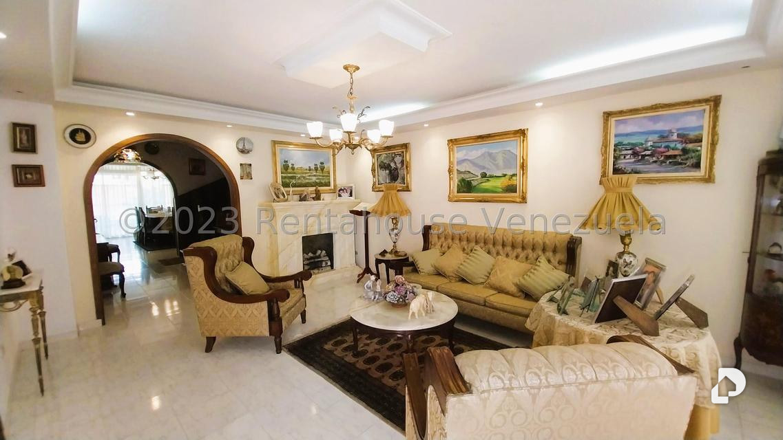 House in Alto Prado, Caracas – 2