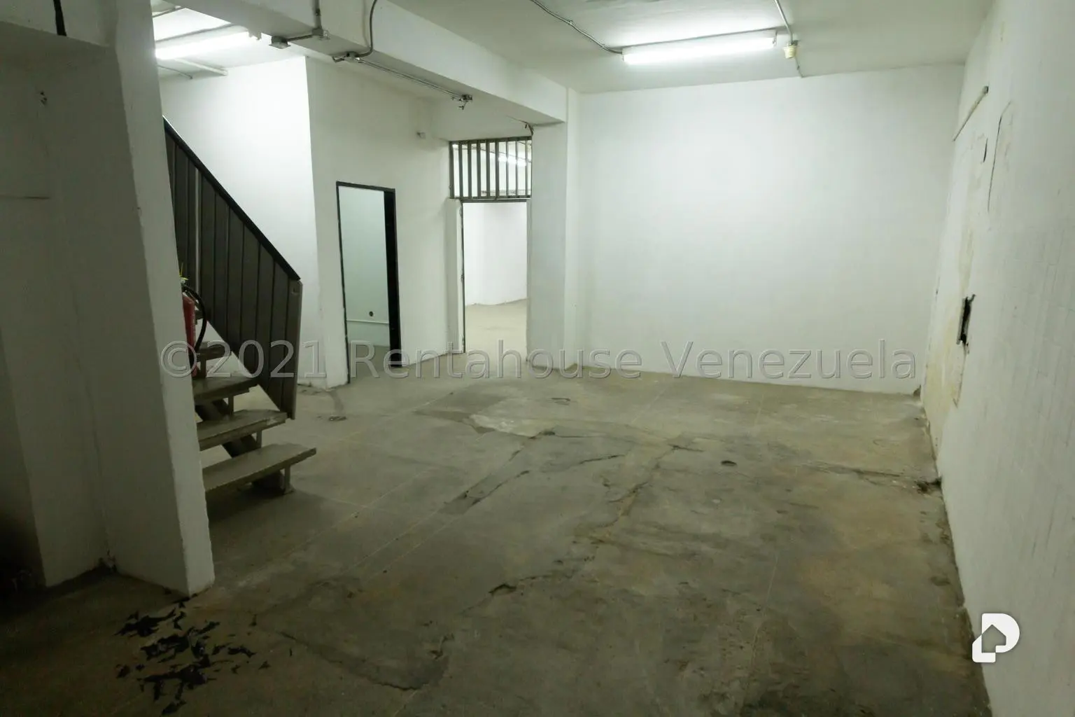 Local comercial en Puente Hierro, Caracas – 6