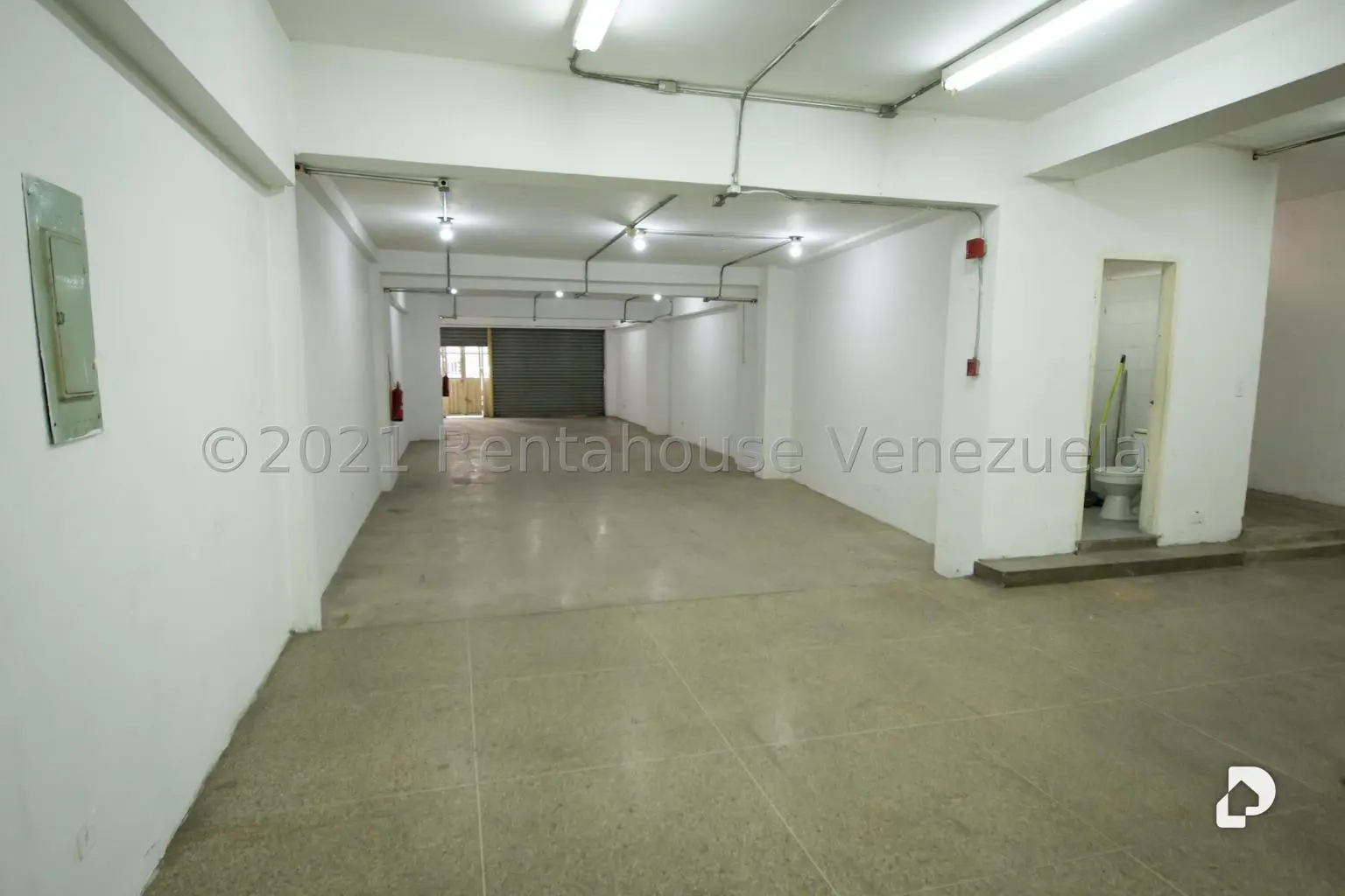 Local comercial en Puente Hierro, Caracas – 3