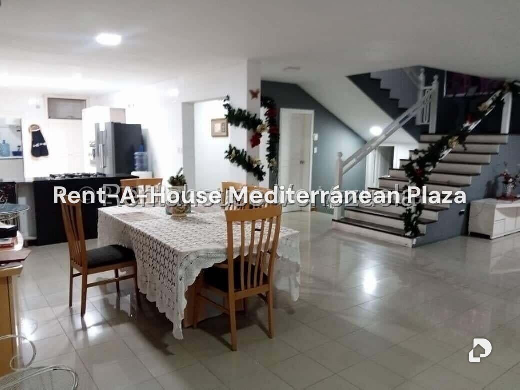 Casa en La Viña, Valencia
