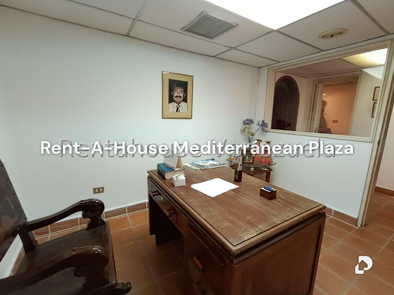 Oficina en Avenida Bolivar Norte, Valencia – 12