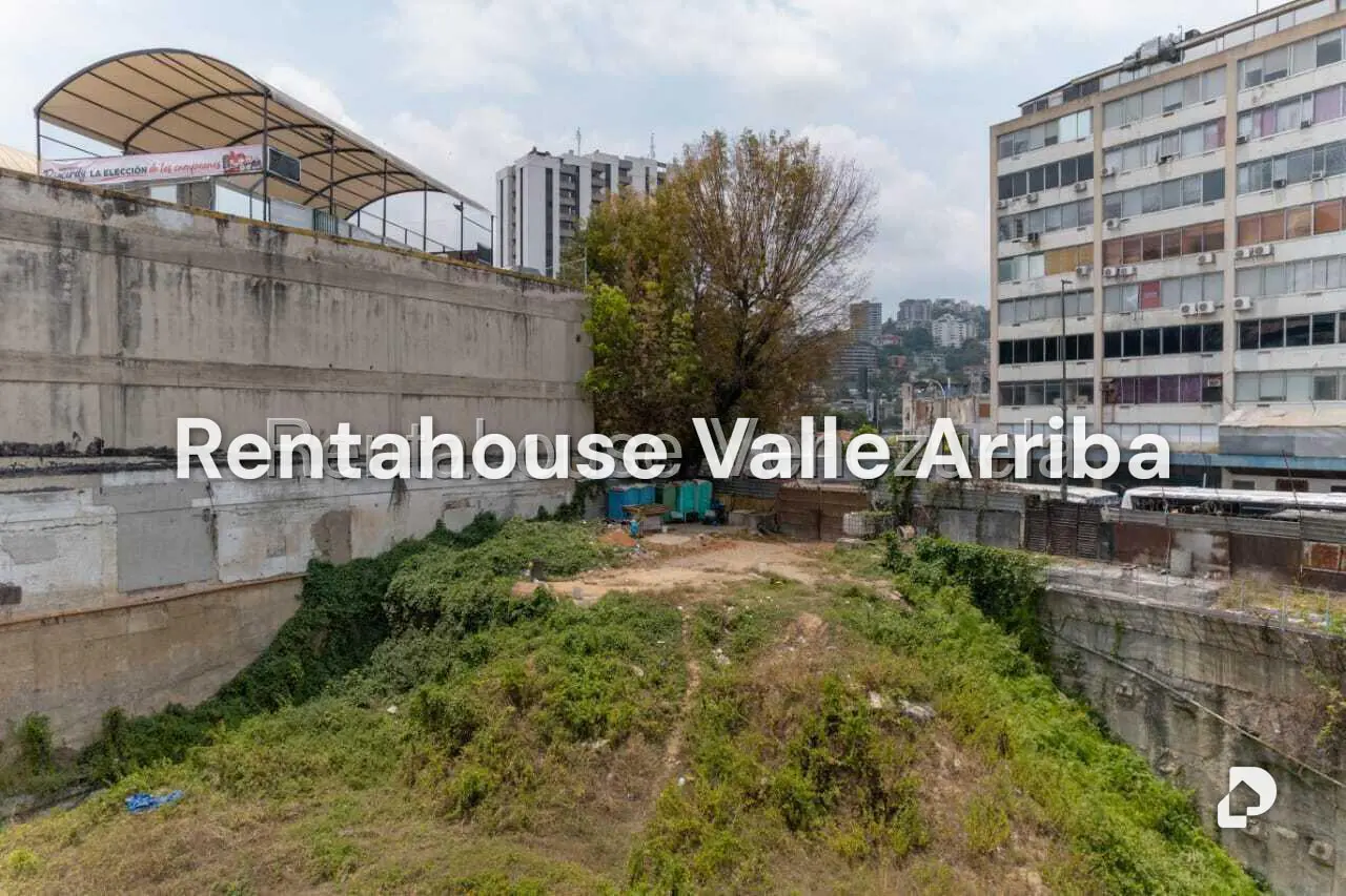 Terreno en El Rosal, Caracas – 7