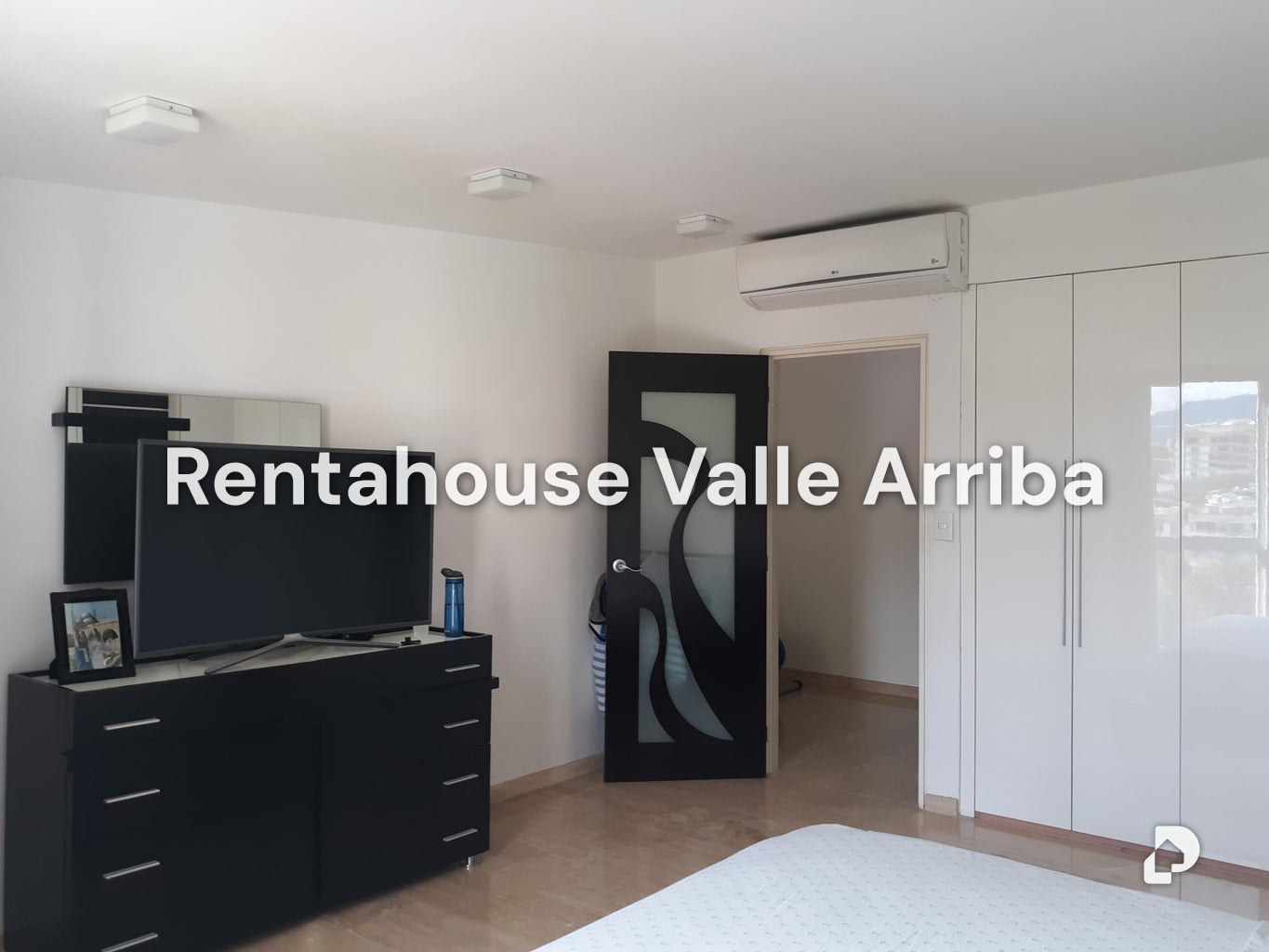 Apartamento en Lomas de Las Mercedes, Caracas – 18