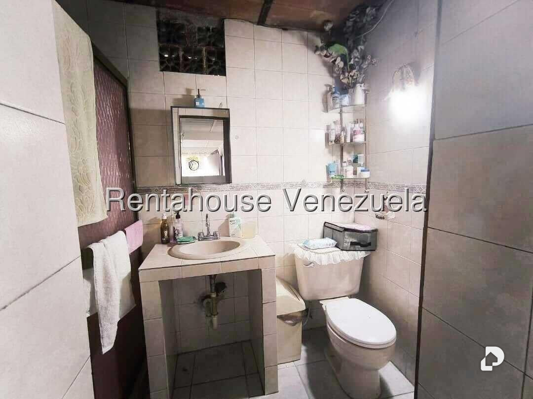 Local comercial en San Martín, Caracas – 8