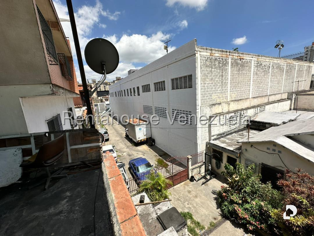 Local comercial en San Martín, Caracas – 6