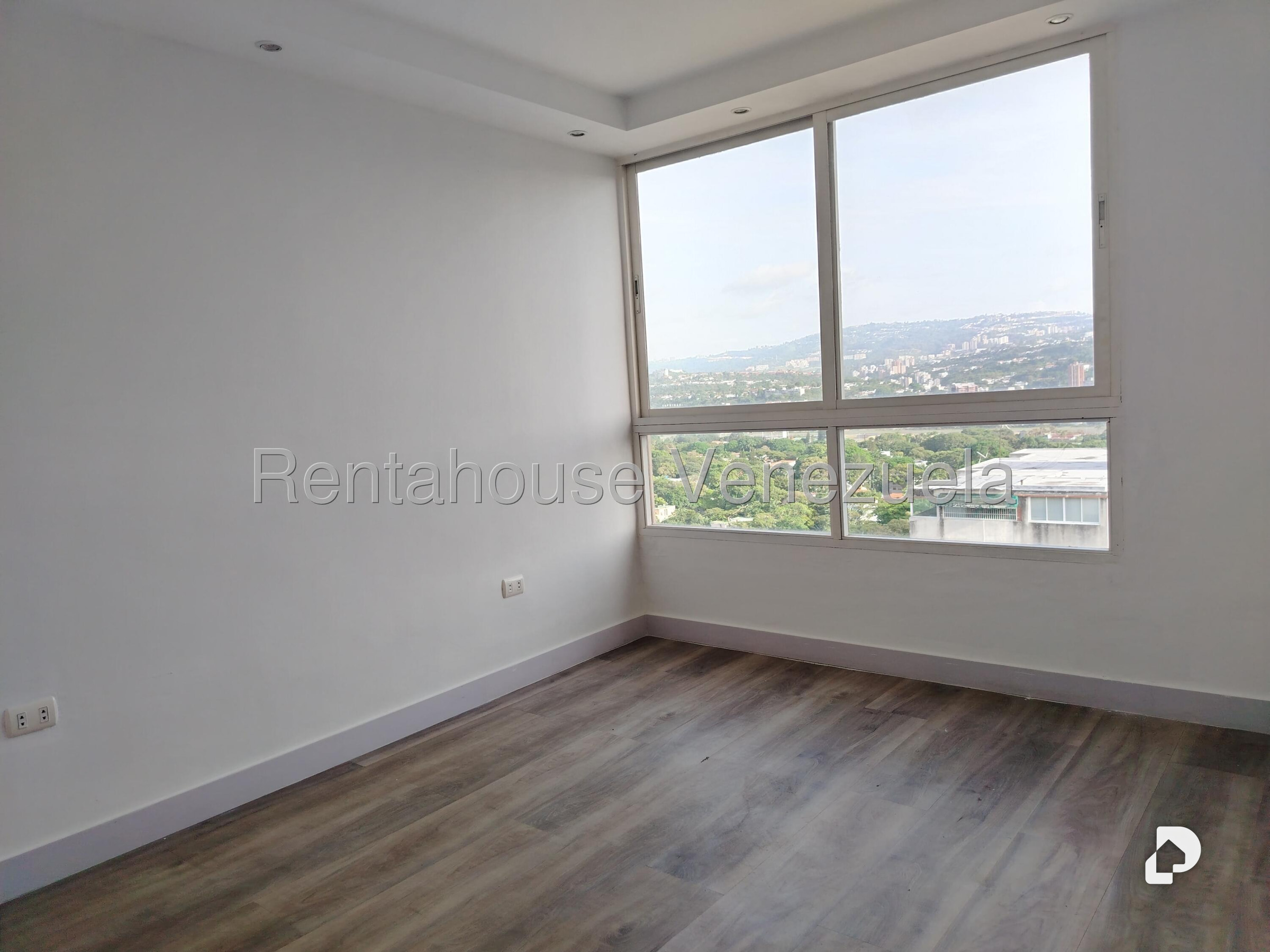 Apartamento en Altamira, Caracas – 11