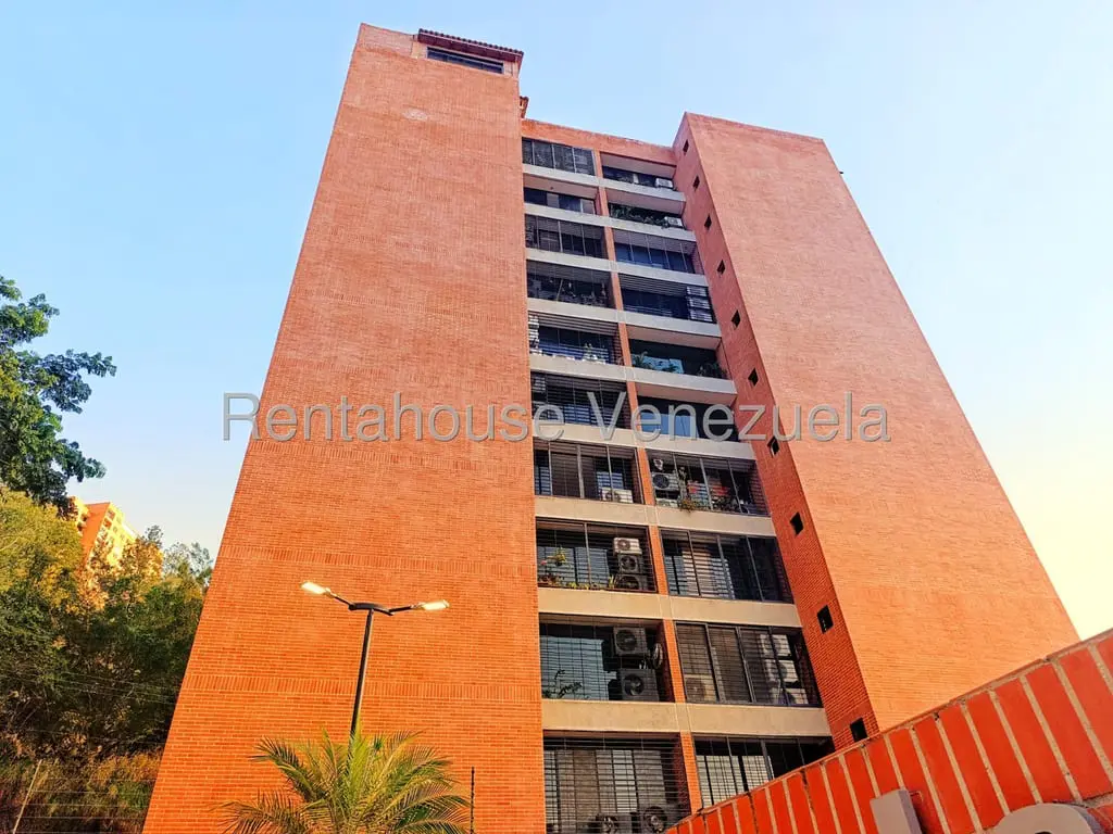 Apartment in Colinas de La Tahona, Caracas - 1