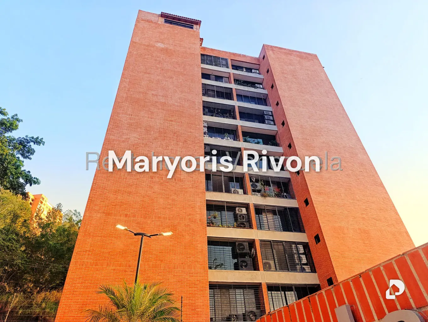 Apartment in Colinas de La Tahona, Caracas – 1