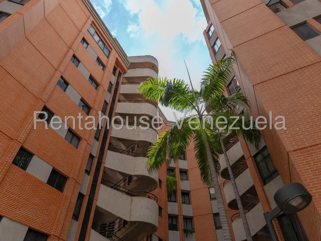 Apartamento en Lomas de Las Mercedes, Caracas - 1
