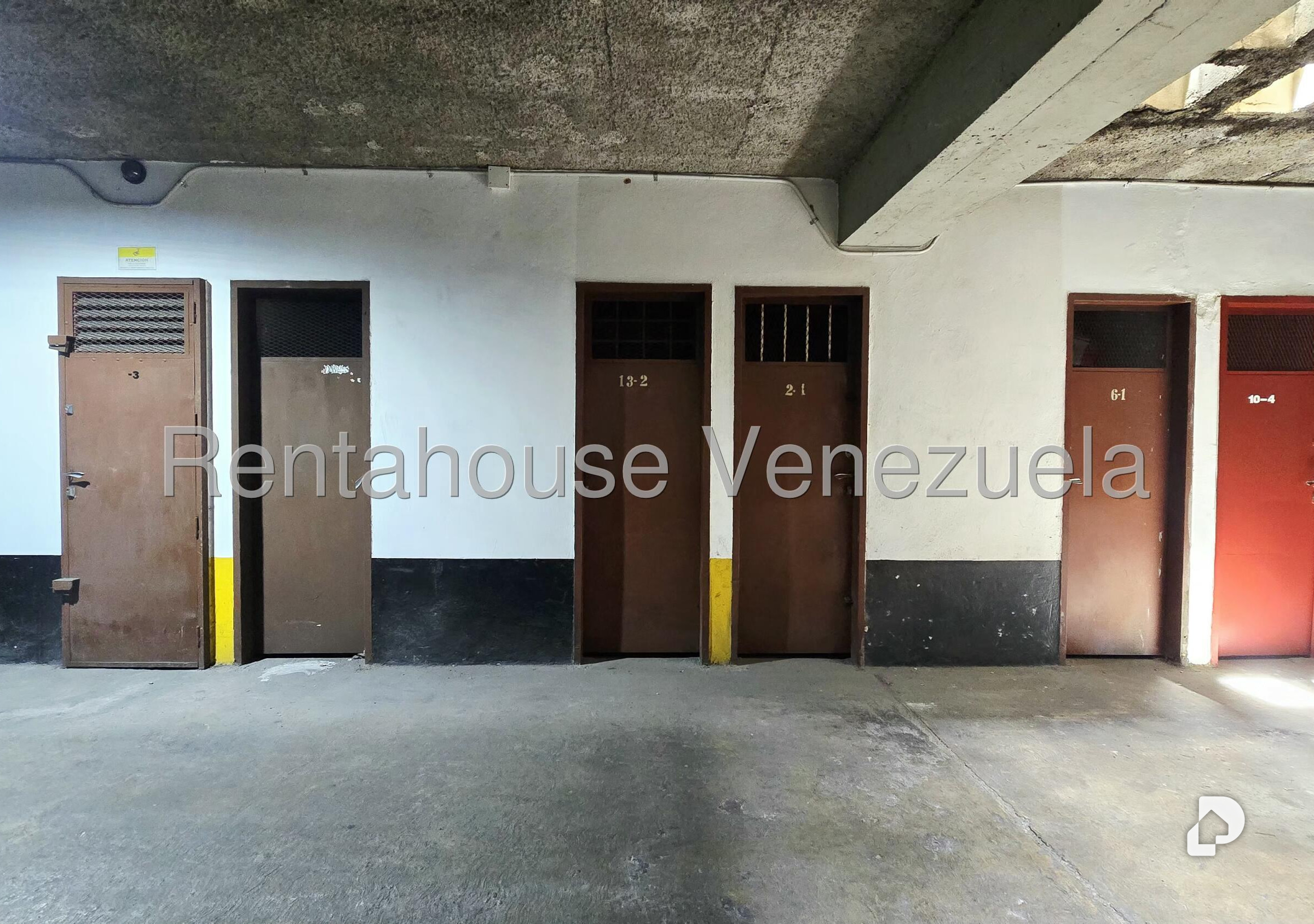 Apartamento en Los Palos Grandes, Caracas – 23