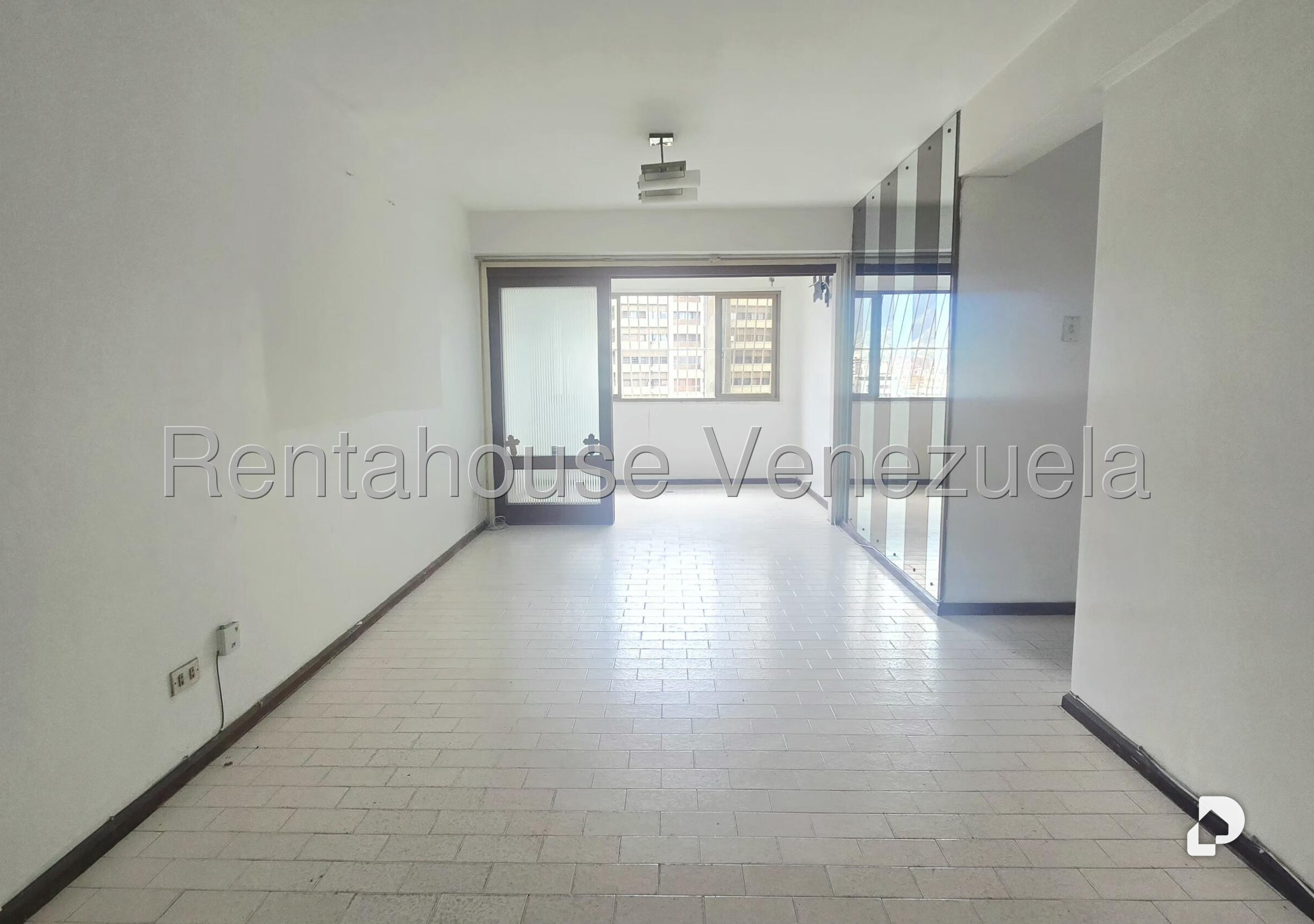 Apartamento en Los Palos Grandes, Caracas – 5