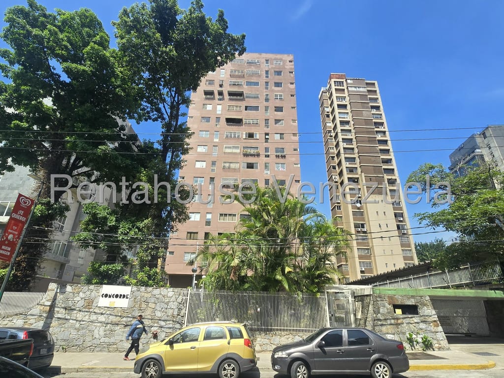 Apartamento en Los Palos Grandes, Caracas - 1