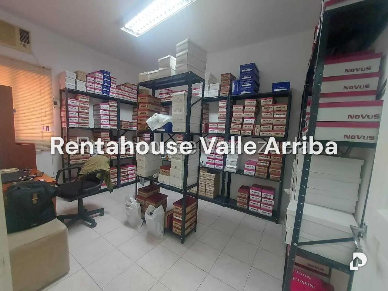 Local comercial en Los Palos Grandes, Caracas – 13