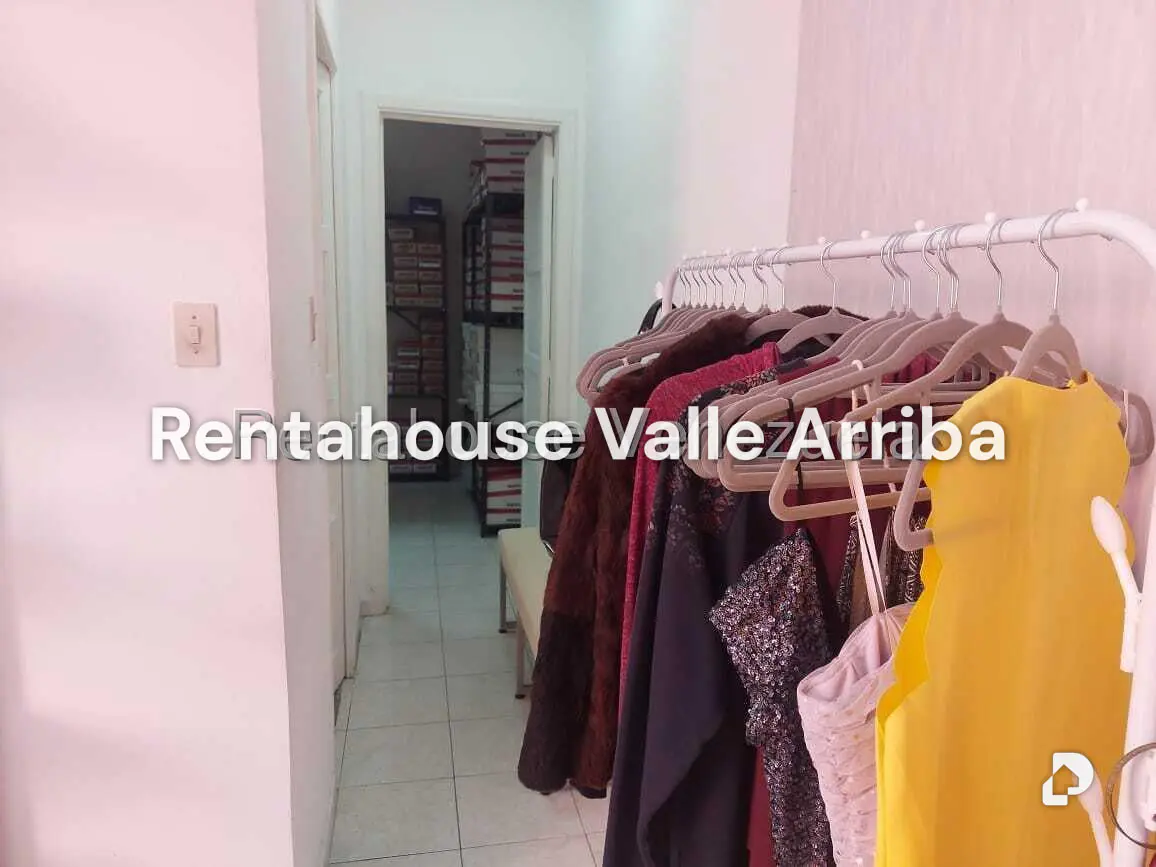 Local comercial en Los Palos Grandes, Caracas – 2