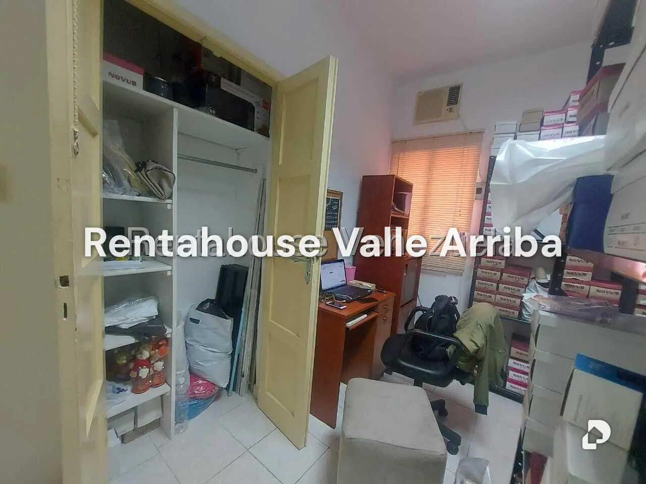 Local comercial en Los Palos Grandes, Caracas – 3