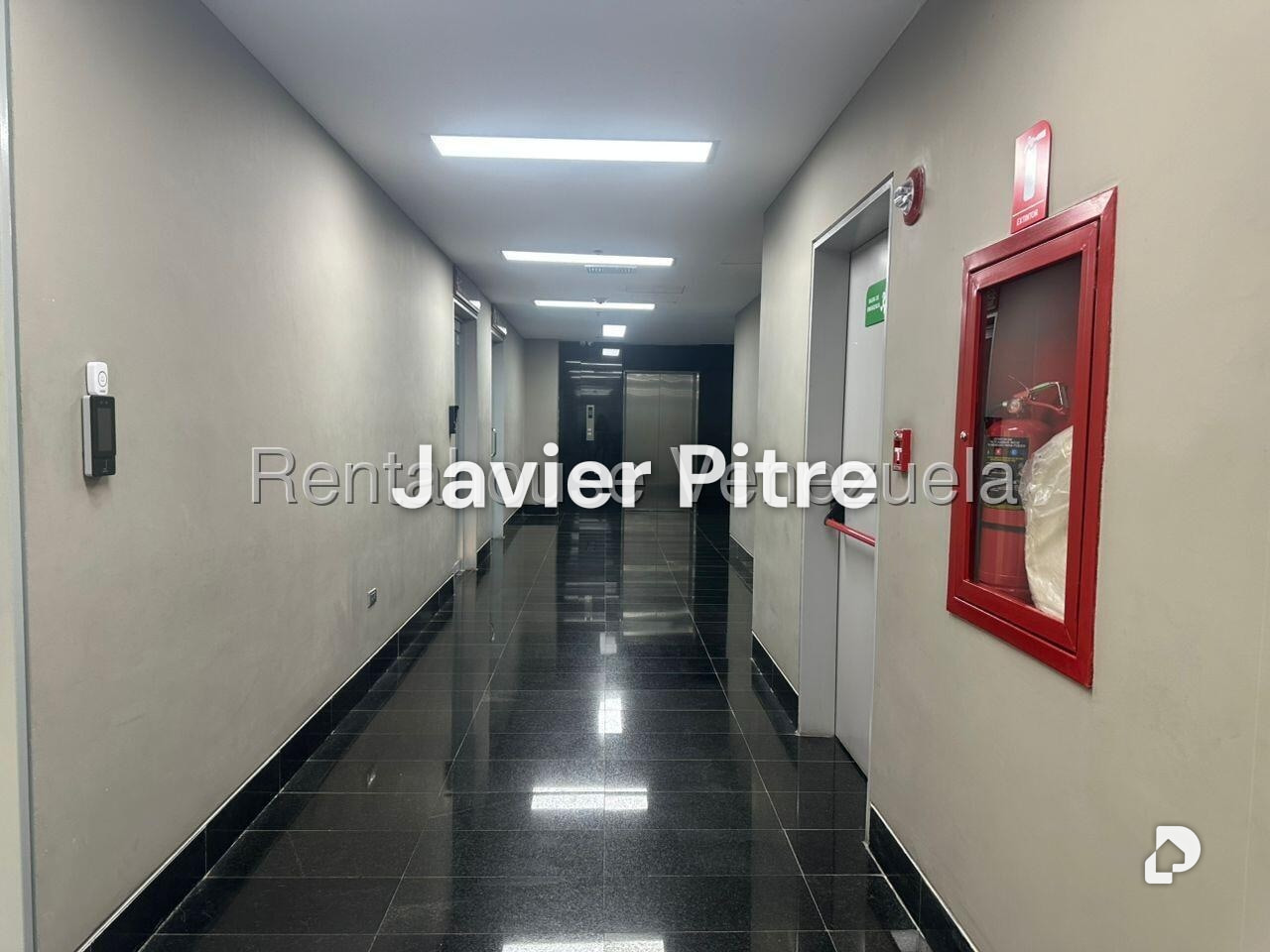 Oficina en Las Mercedes, Caracas – 3