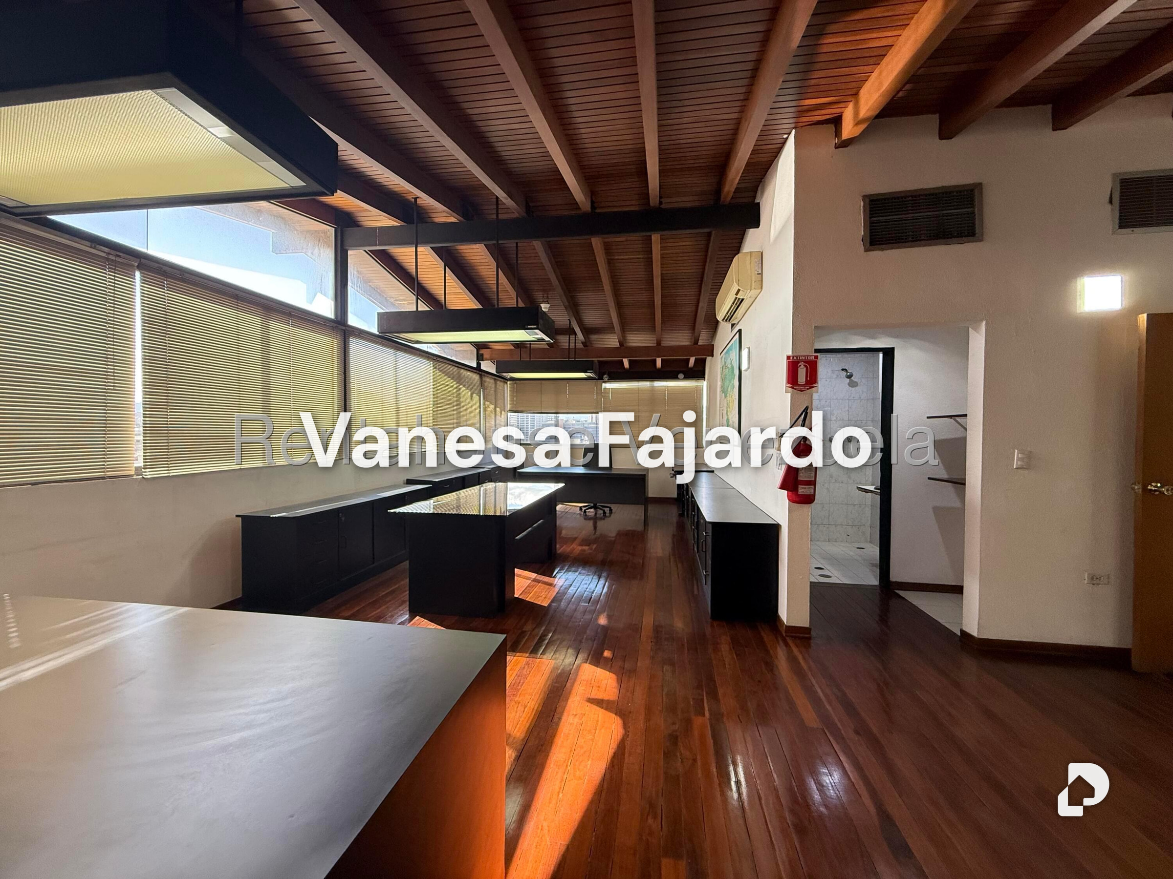 Oficina en Boleíta Sur, Caracas – 14