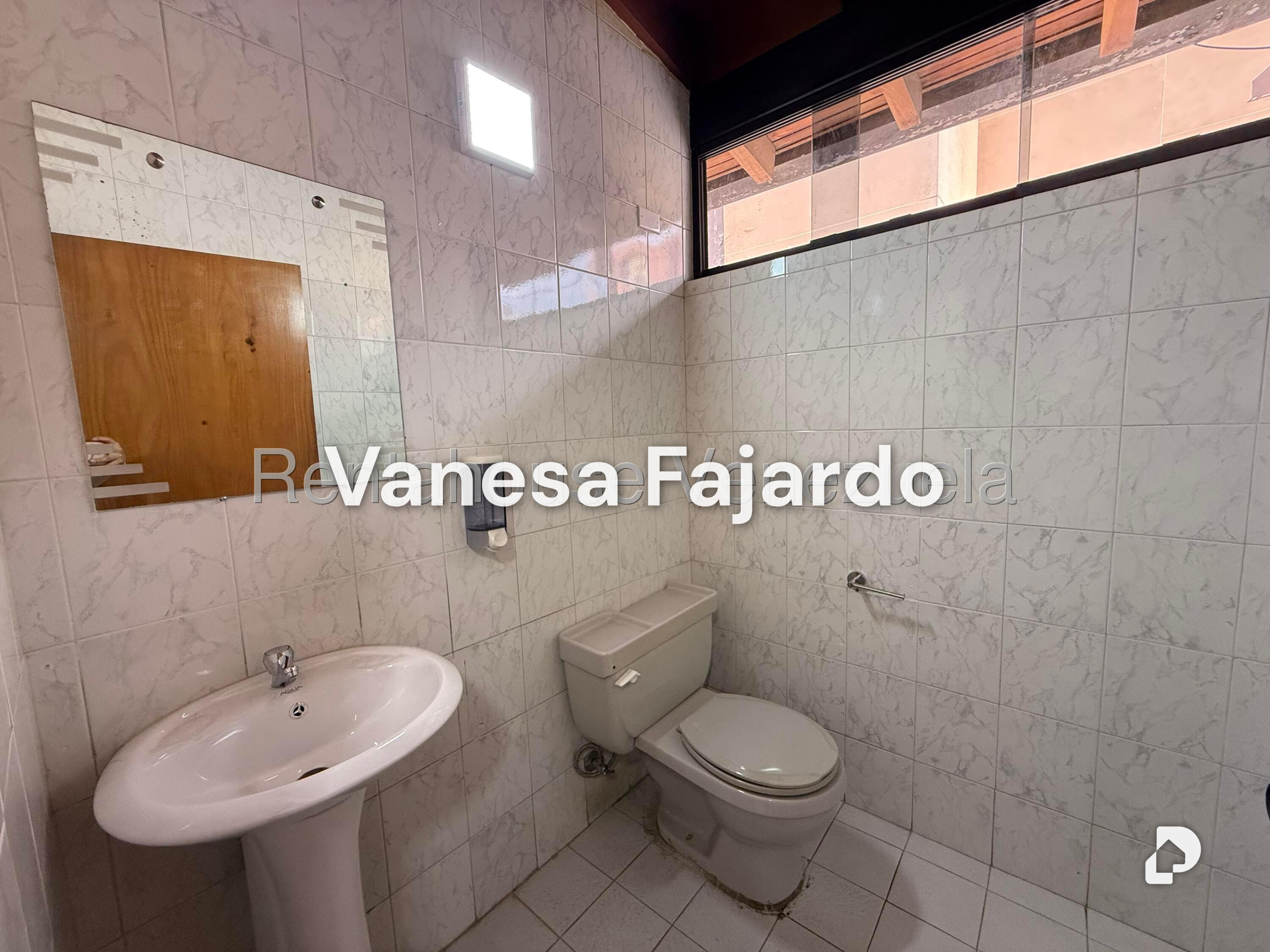 Oficina en Boleíta Sur, Caracas – 12