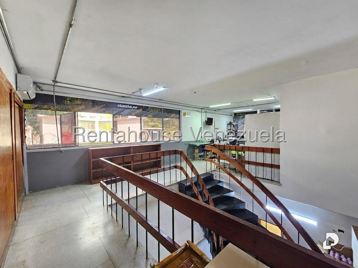 Local comercial en Los Chaguaramos, Caracas – 20
