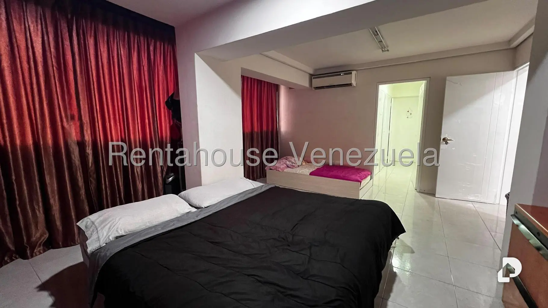 Penthouse en Guaicay, Caracas – 18