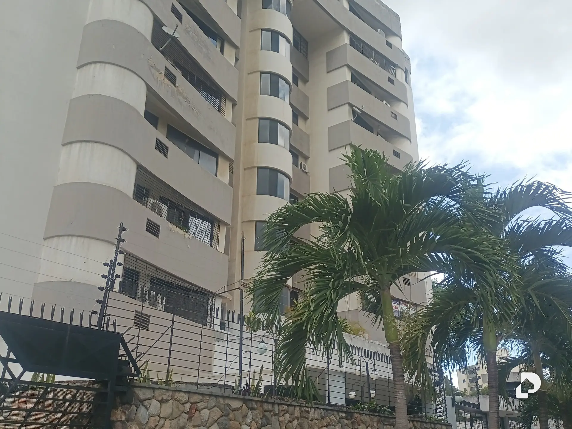 Apartamento en Sabana Larga, Valencia – 2