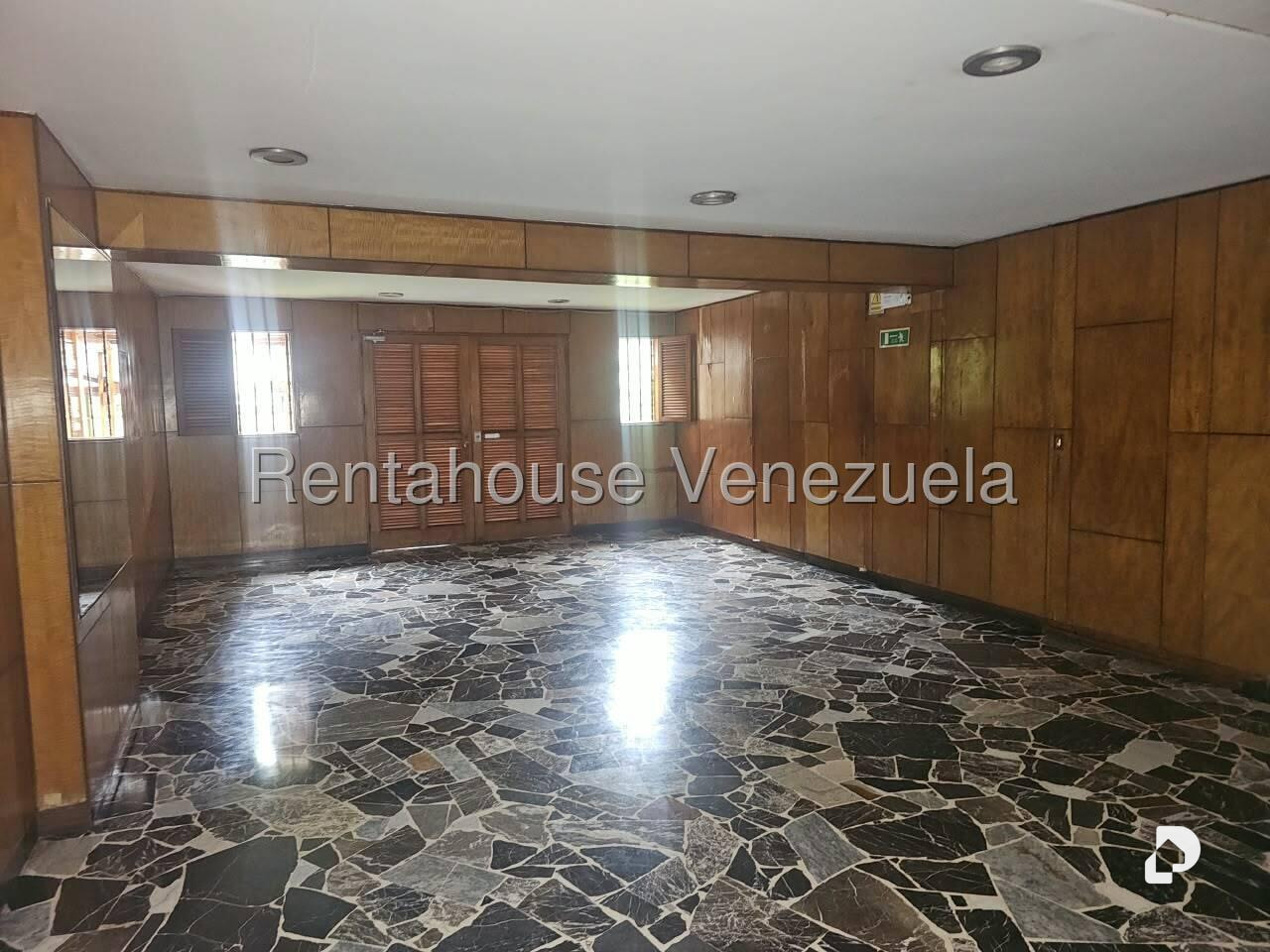 Apartment in Santa Mónica, Caracas – 3