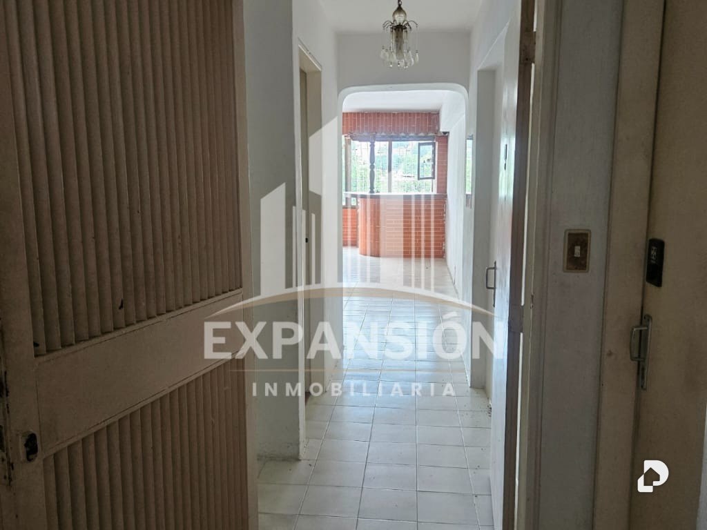 Apartamento en Conglomerado Industrial Charallave, Charallave – 1