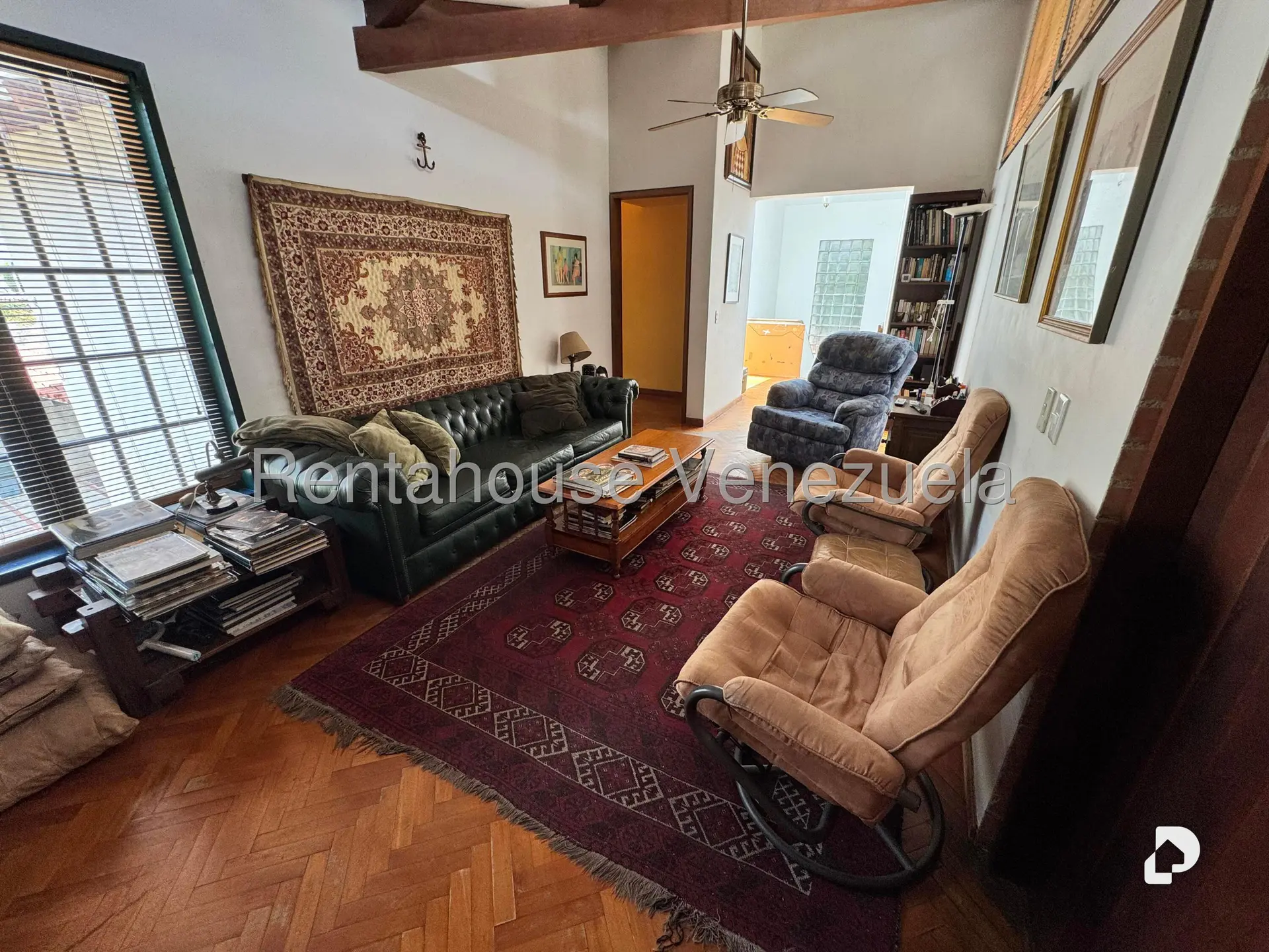 House in Los Palos Grandes, Caracas – 27