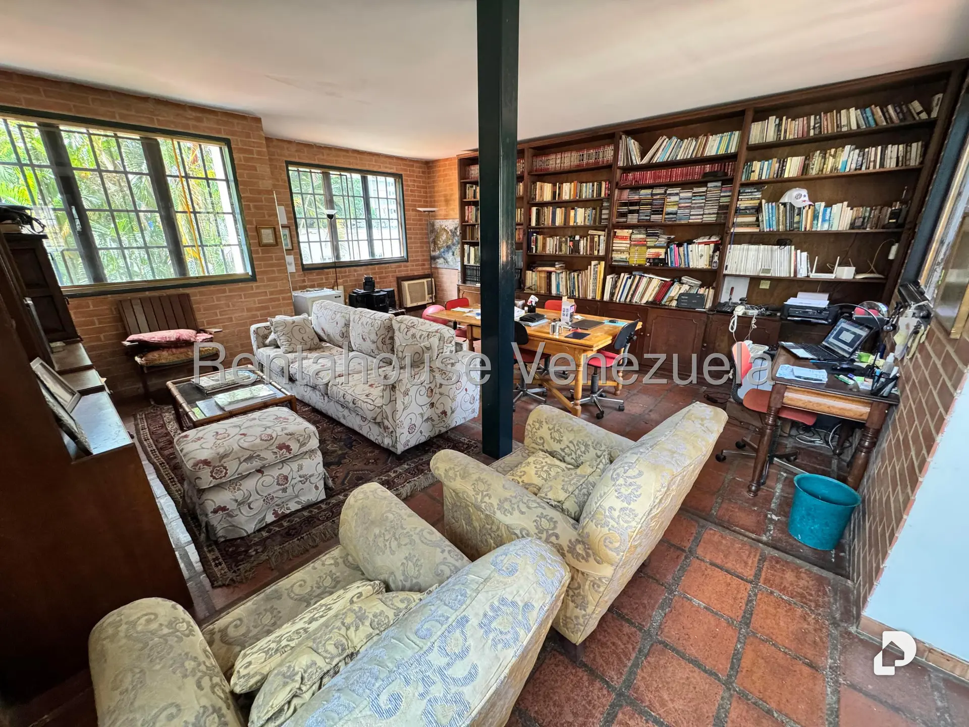 House in Los Palos Grandes, Caracas – 30