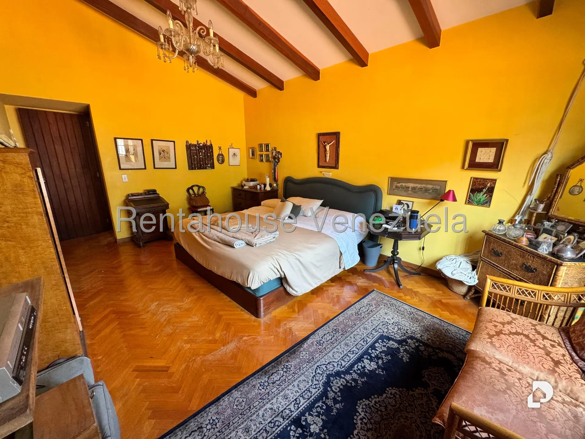 House in Los Palos Grandes, Caracas – 25