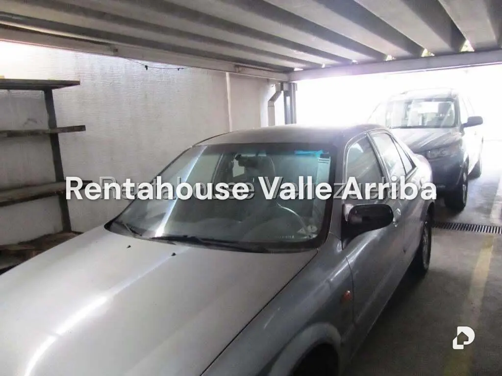 Apartamento en Los Palos Grandes, Caracas – 17