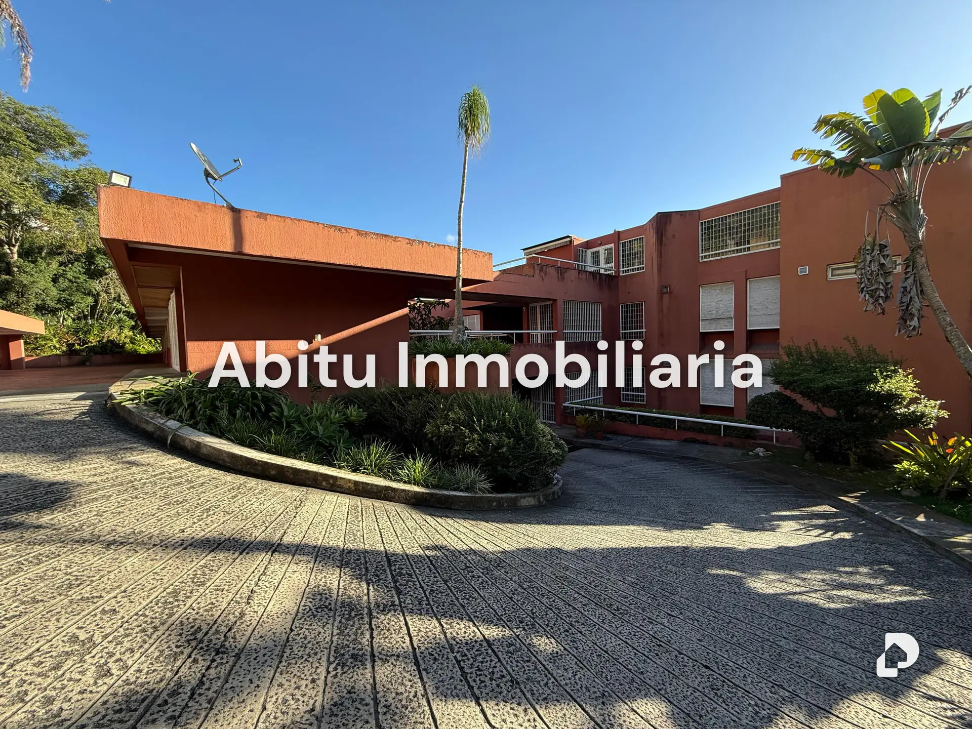 Penthouse in El Hatillo, Caracas – 1