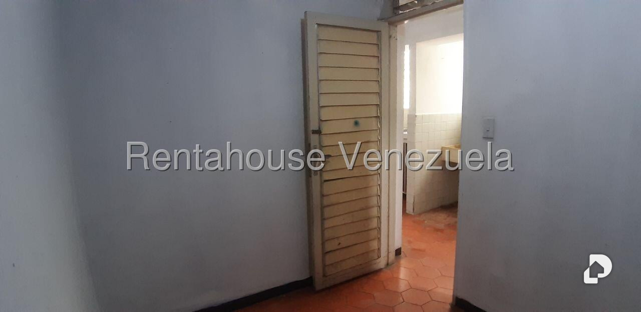 Apartamento en Santa Fe Sur, Caracas – 28