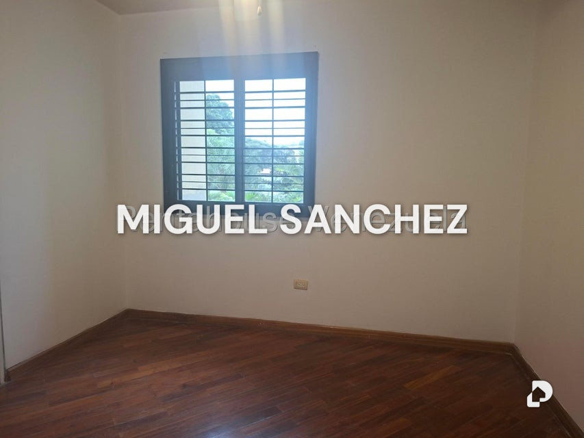Apartamento en Los Chorros, Caracas – 10