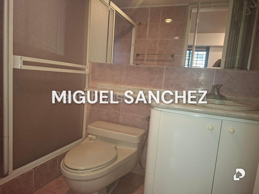 Apartamento en Los Chorros, Caracas – 14