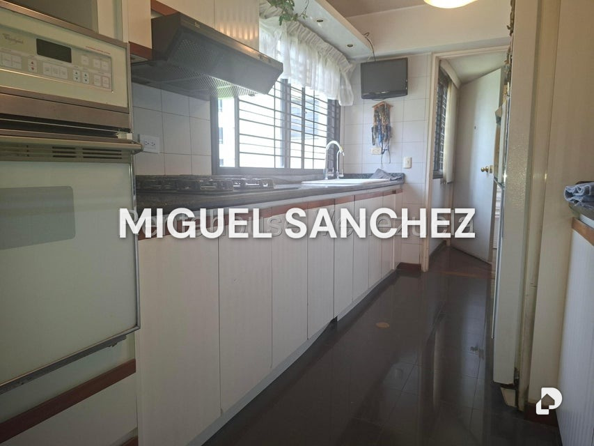 Apartamento en Los Chorros, Caracas – 8
