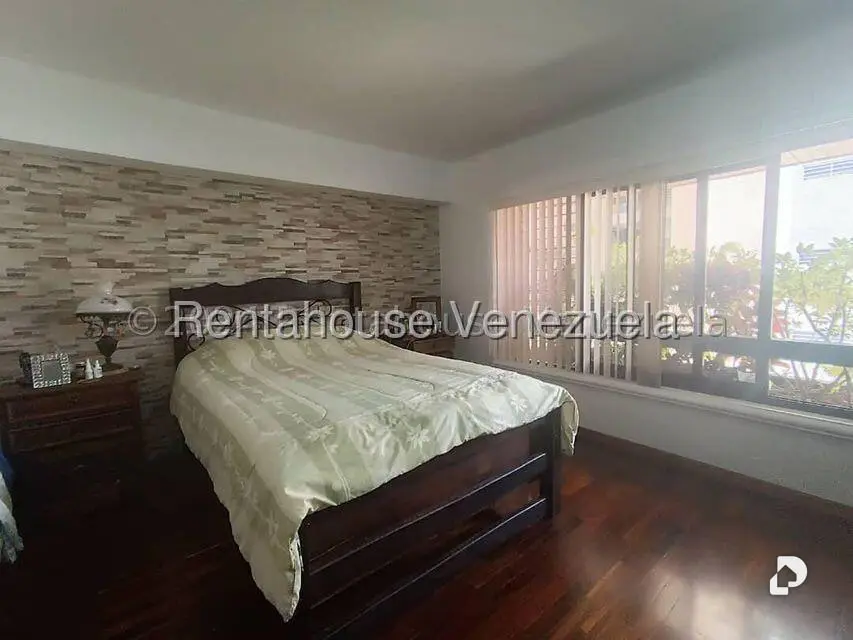 Apartamento en Santa Eduvigis, Caracas – 23
