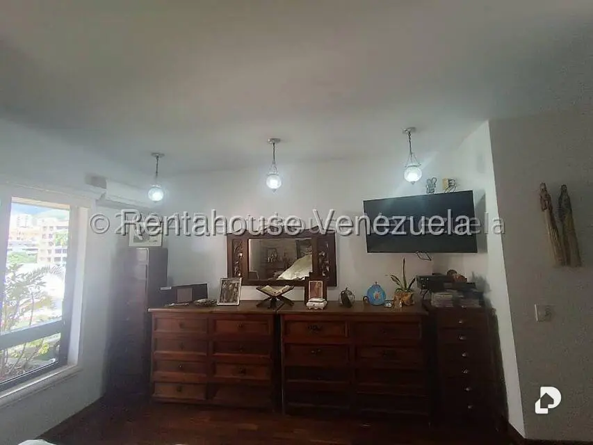 Apartamento en Santa Eduvigis, Caracas – 24