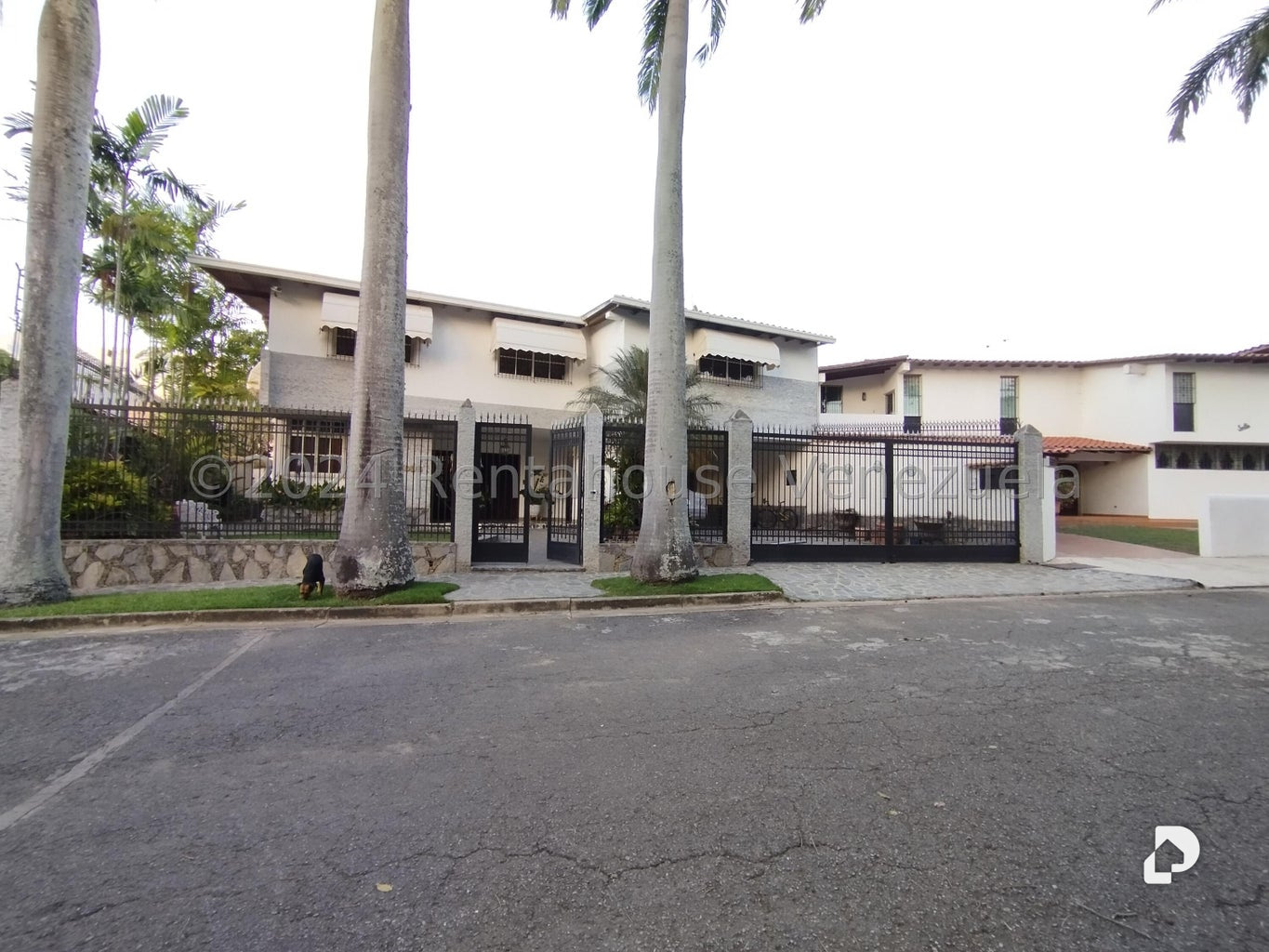 Casa en Macaracuay, Caracas – 1