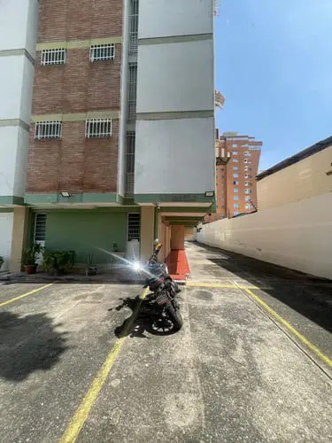 Apartamento en Calicanto, Maracay - 1