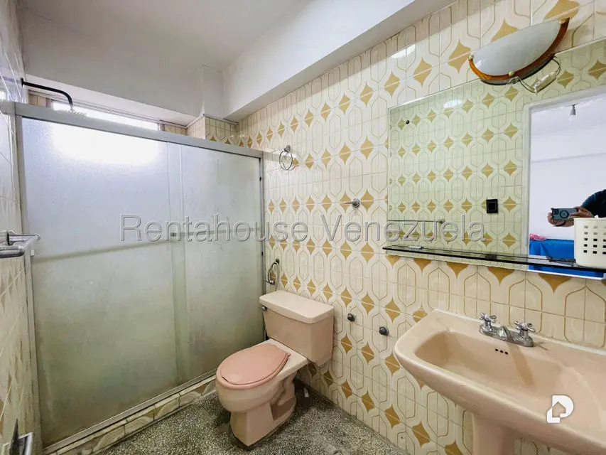 Apartamento en Barrio Alayón, Maracay – 15