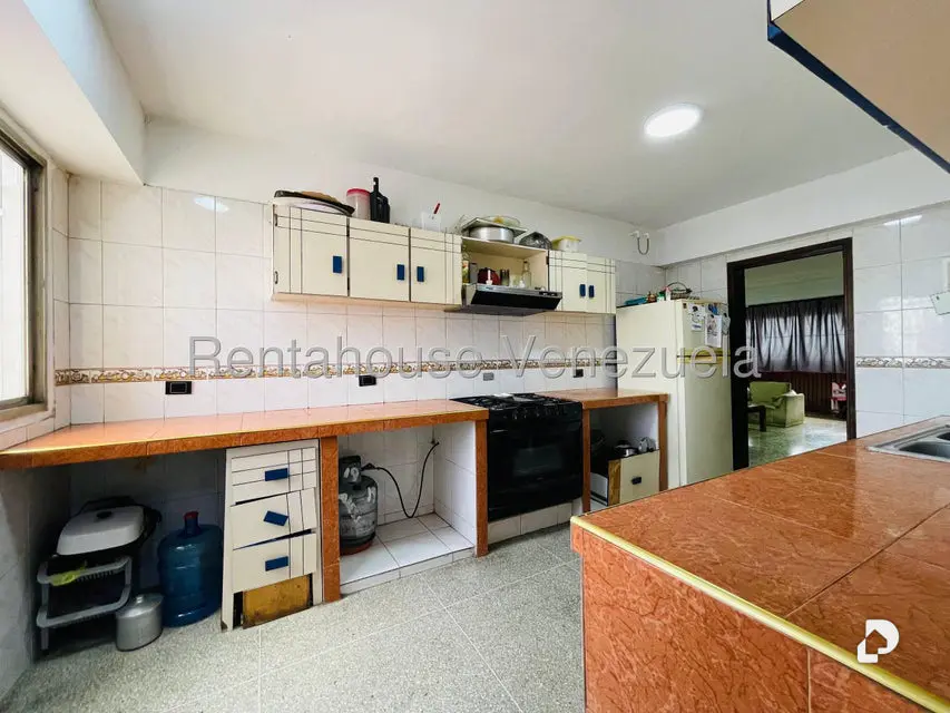 Apartamento en Barrio Alayón, Maracay – 8