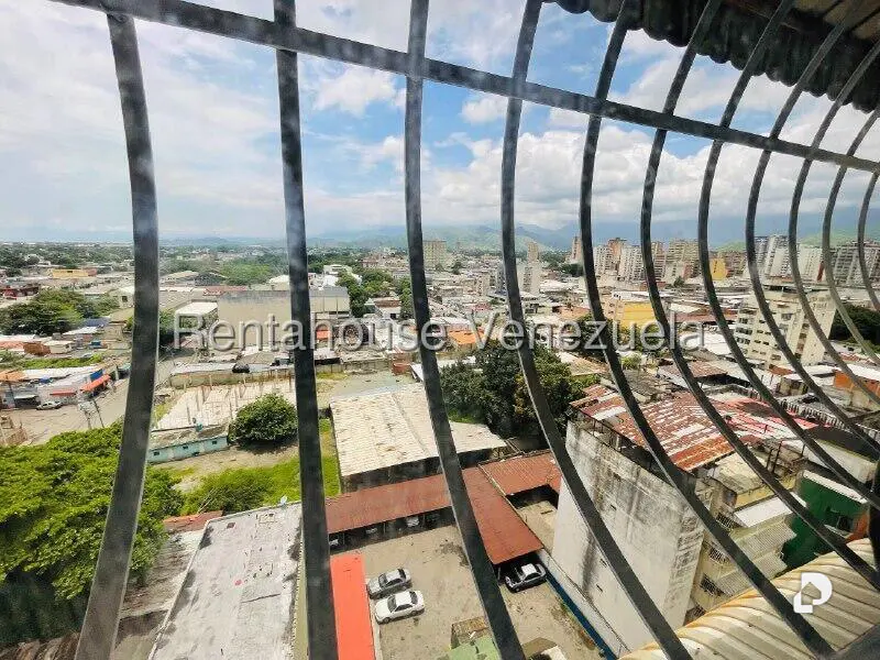 Apartamento en Barrio Alayón, Maracay – 17