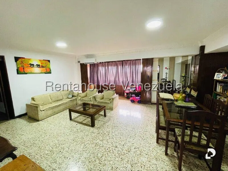 Apartamento en Barrio Alayón, Maracay – 2