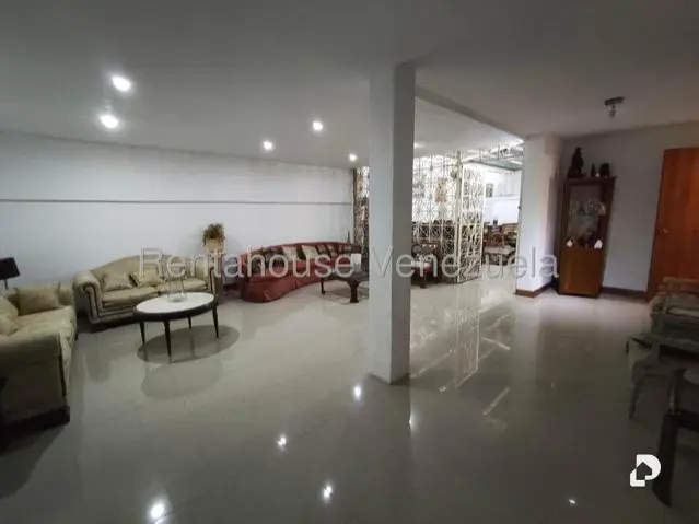 Casa en Sorocaima, Caracas – 8