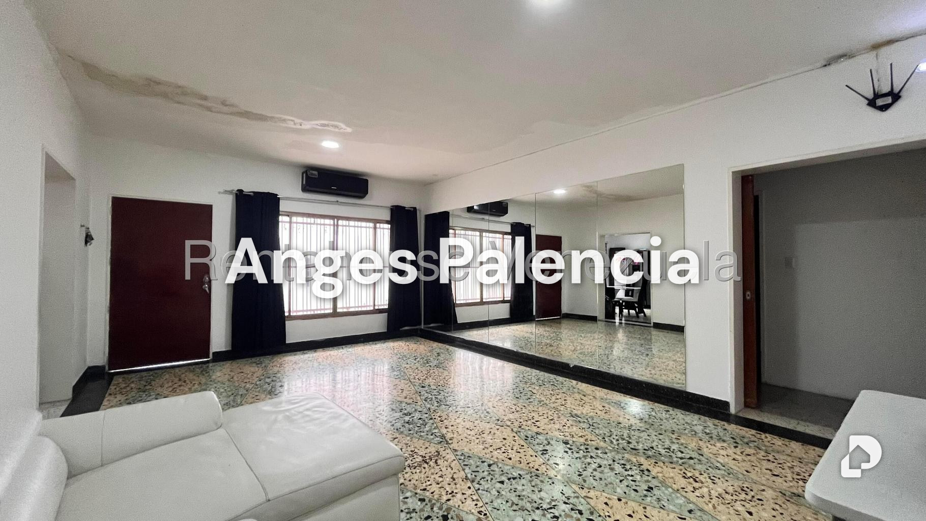 Casa en San Miguel, Maracay – 13